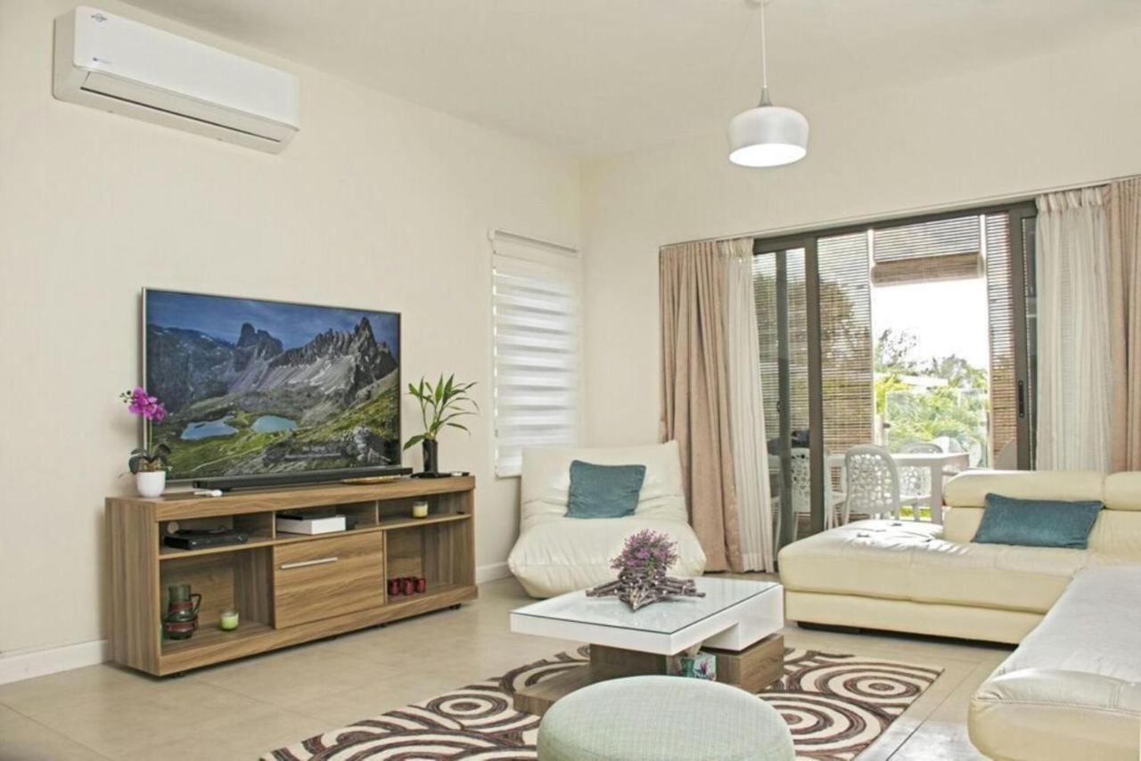 Luxury Modern 2-Bed Apartment Pereybere Grand Baie Exterior photo